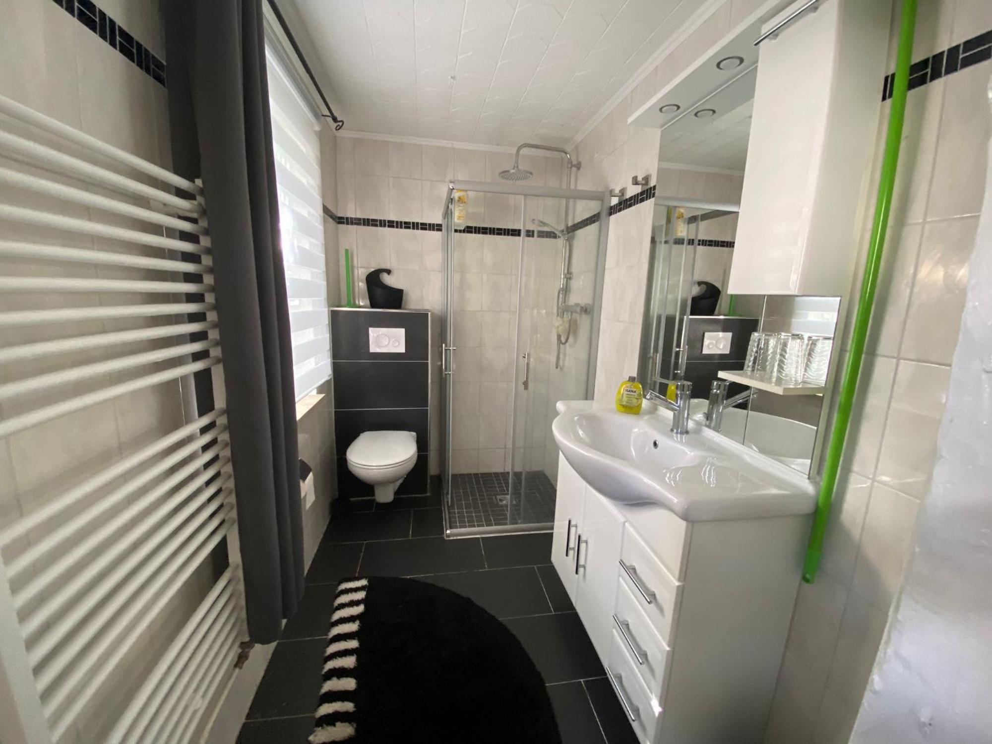 Ferienwohnung mit separatem Eingang und Parkplatz Dorf Mecklenburg Exterior foto